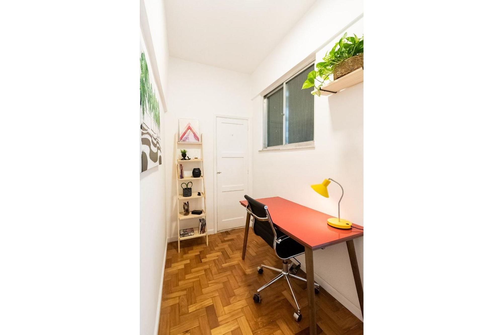 2qtos A 5 Min. Da De Ipanema | Bt 82/207 Apartamento