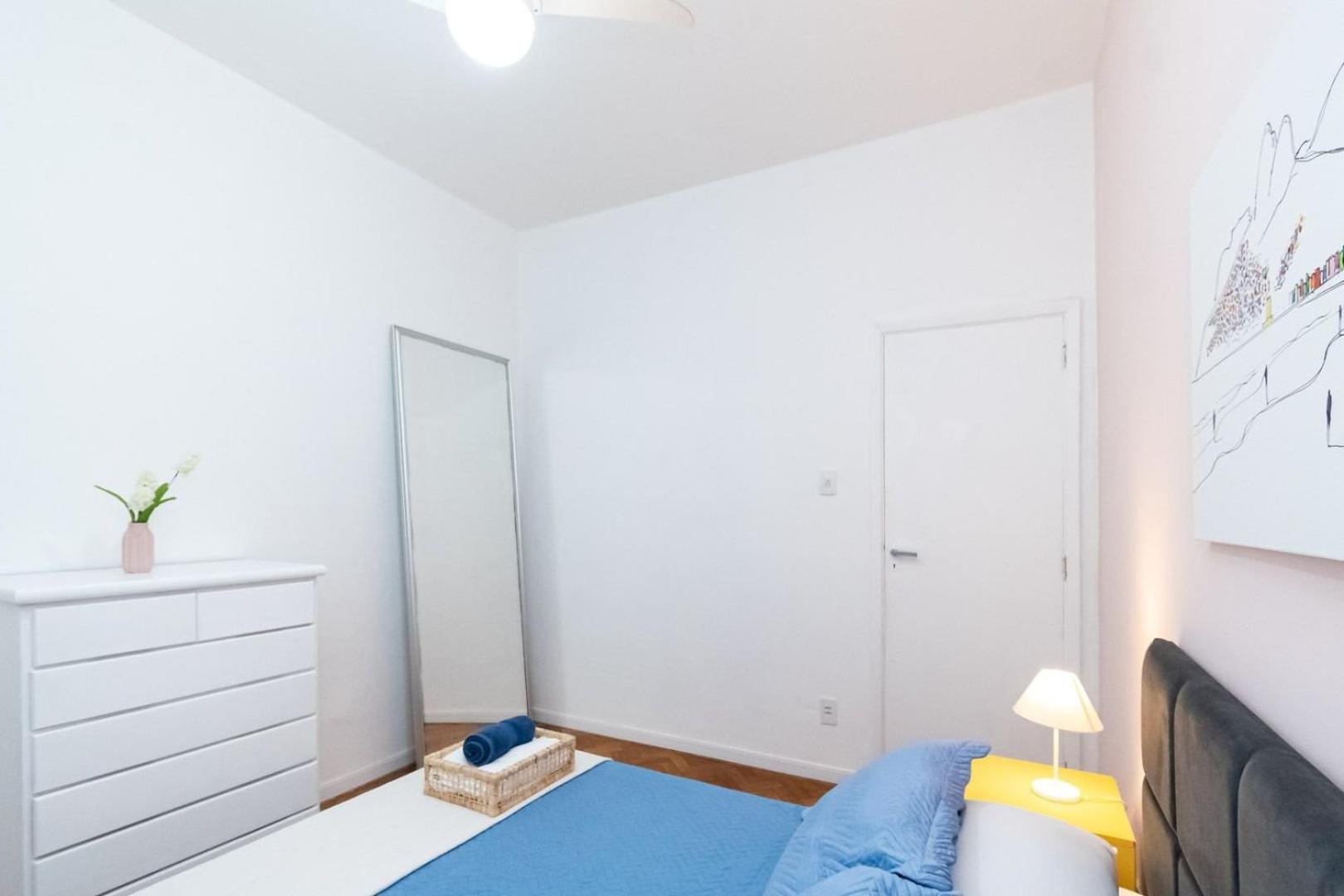 2qtos A 5 Min. Da De Ipanema | Bt 82/207 Apartamento