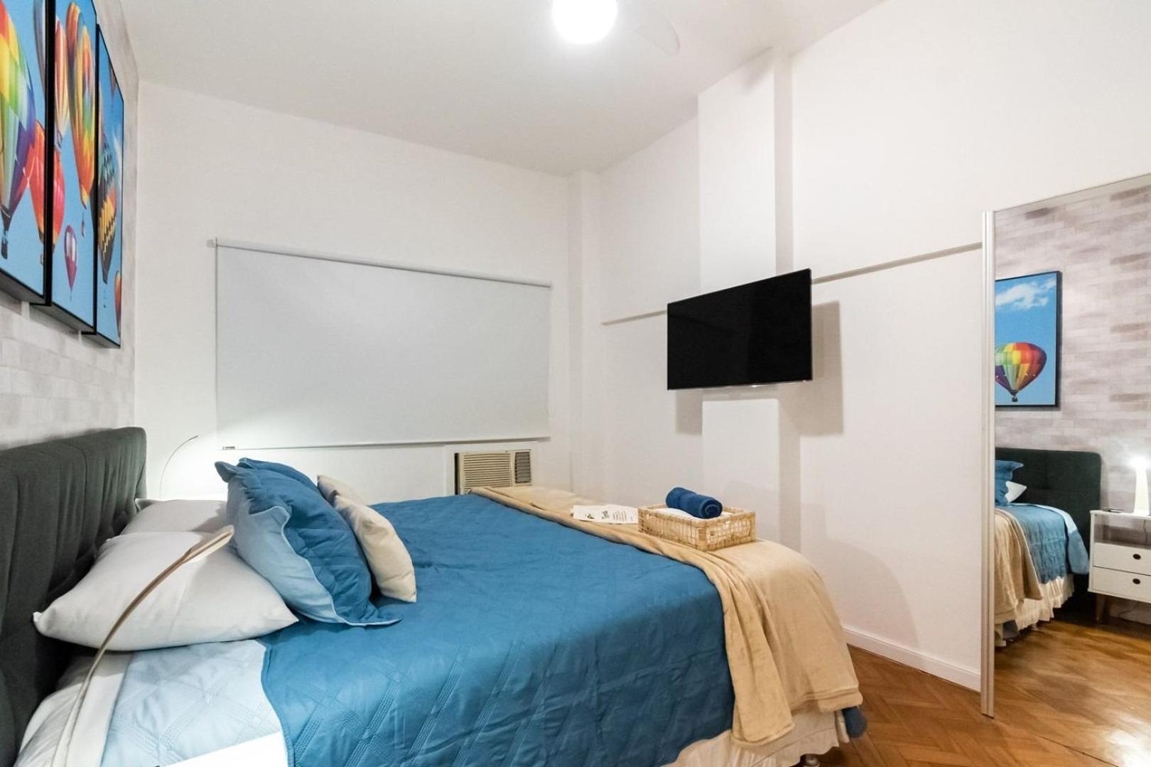 Apartamento 2qtos A 5 Min. Da De Ipanema | Bt 82/207