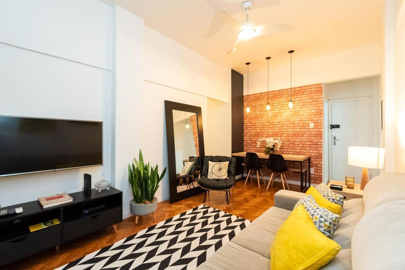 2qtos A 5 Min. Da De Ipanema | Bt 82/207 Apartamento *